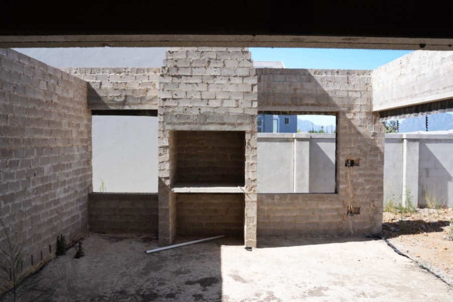 4 Bedroom Property for Sale in Klein Parys Western Cape